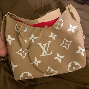 Source Unknown Tan and White Shoulder Bag